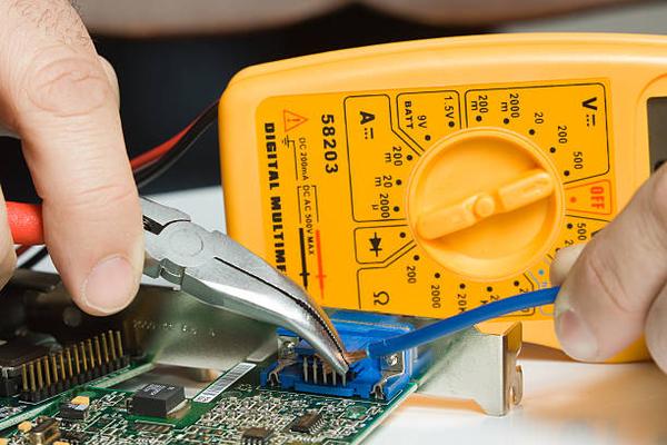 Licensed Electricians: Your Key to Safe and Efficient Electrical Solutions