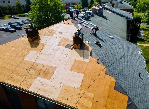 Experienced Roof Replacement Contractors in Midlothian